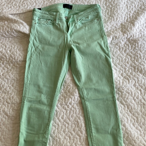 Vince mint green ankle jeans. Size 28. - Picture 1 of 3